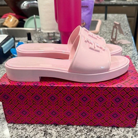 Tory Burch Eleanor Slides in “Petunia” - Picture 6 of 8